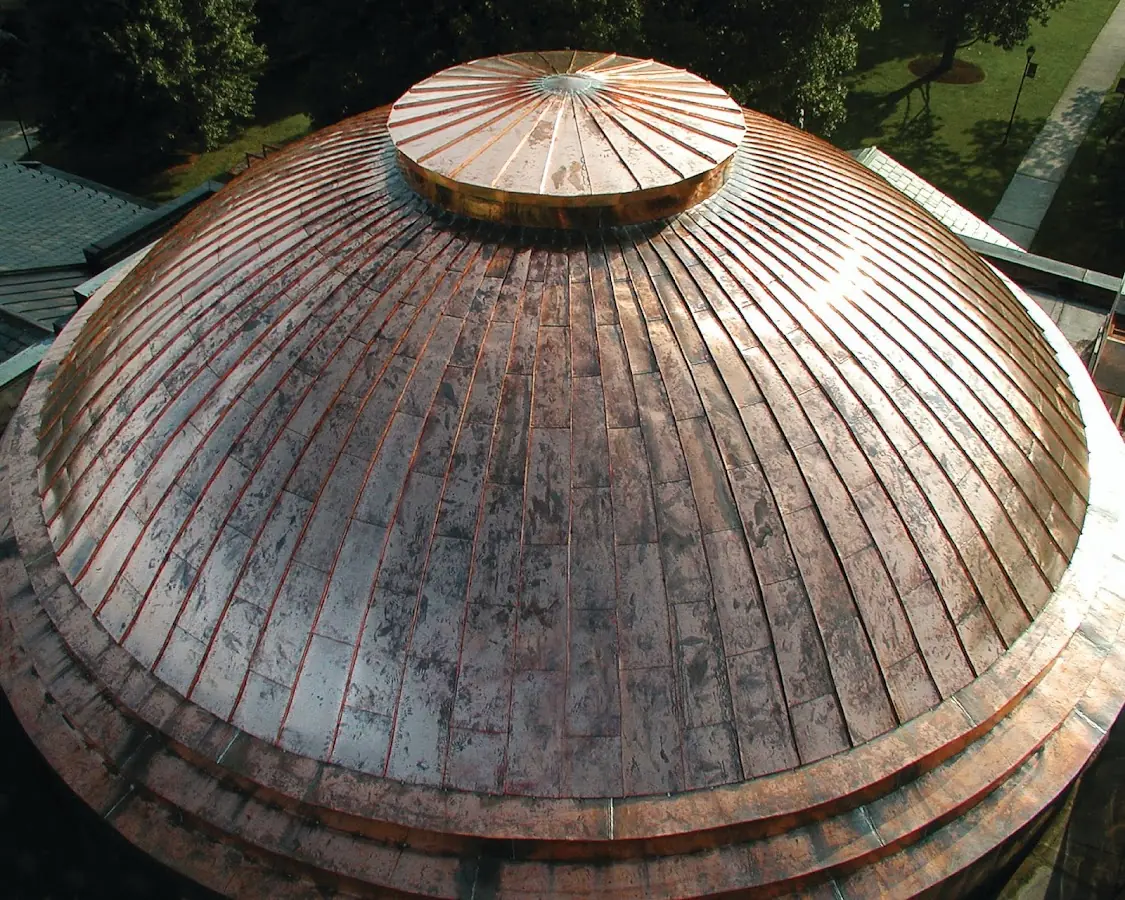 Craftsman Roofing crew installing a new roof in Castlemans Ferry